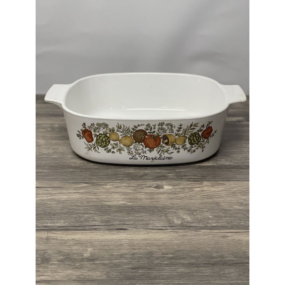 Vintage CorningWare La Marjolaine A-2-B 2 Qt Casserole Baking Dish USA